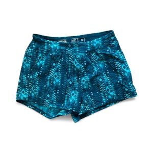 Mountain Hardwear shorts woman’s small Dynama Pull On UPF 50